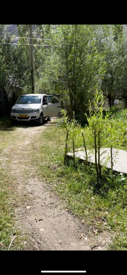 Sernang Homestay Hundar Exterior photo